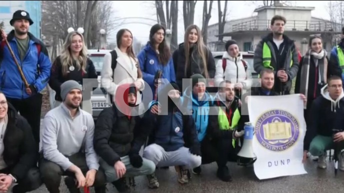 Studenti krenuli iz Kraljevo